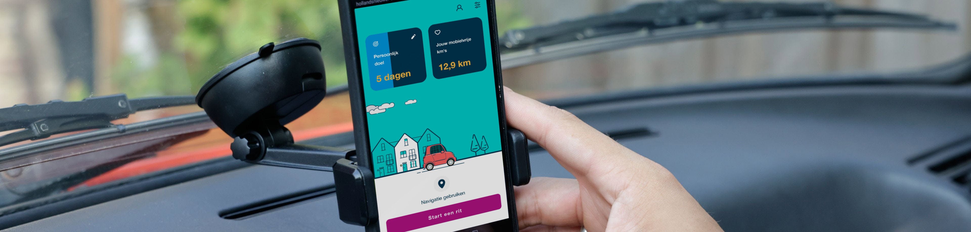 De AutoModus-app op een mobiele telefoon die in een voorruithouder bevestigd is.