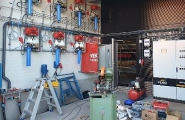 Hogedrukwatermistsysteem in een gebouw