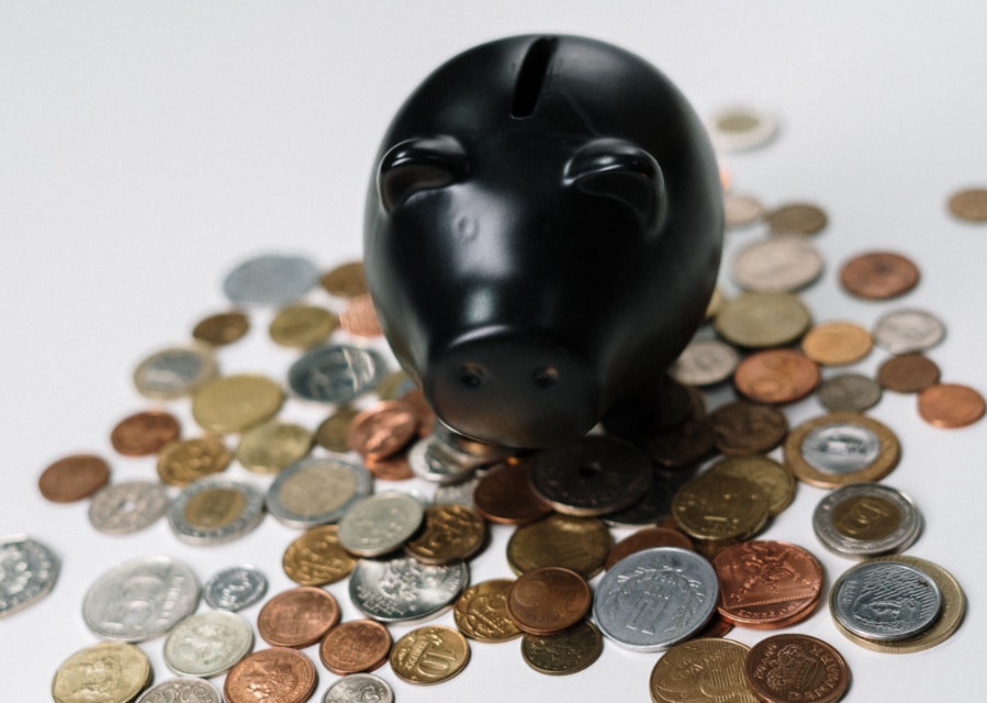 Spaarpot met muntgeld