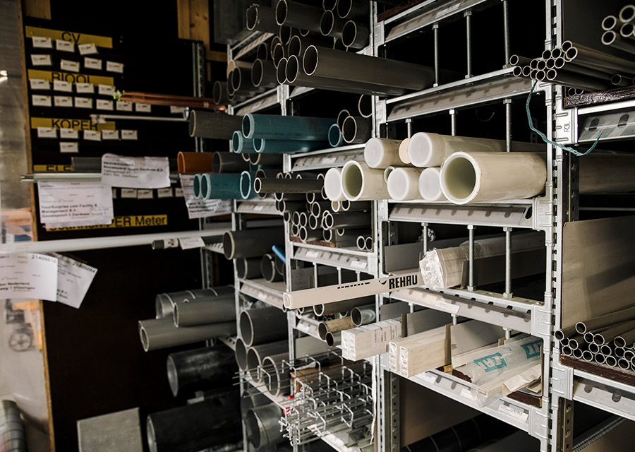 Ruimte met daarin de bedrijfsvoorraad