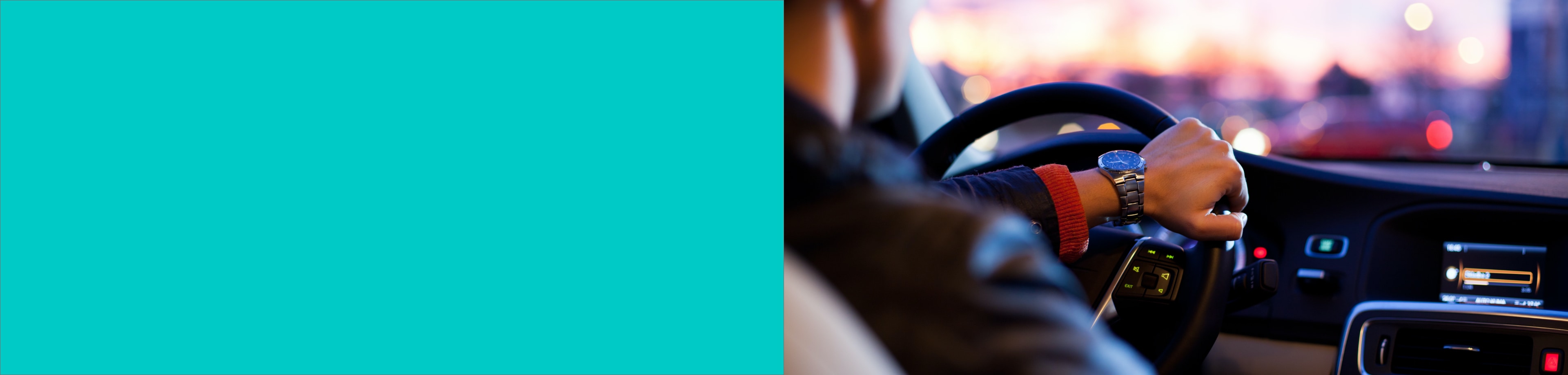 Persoon achter het stuur