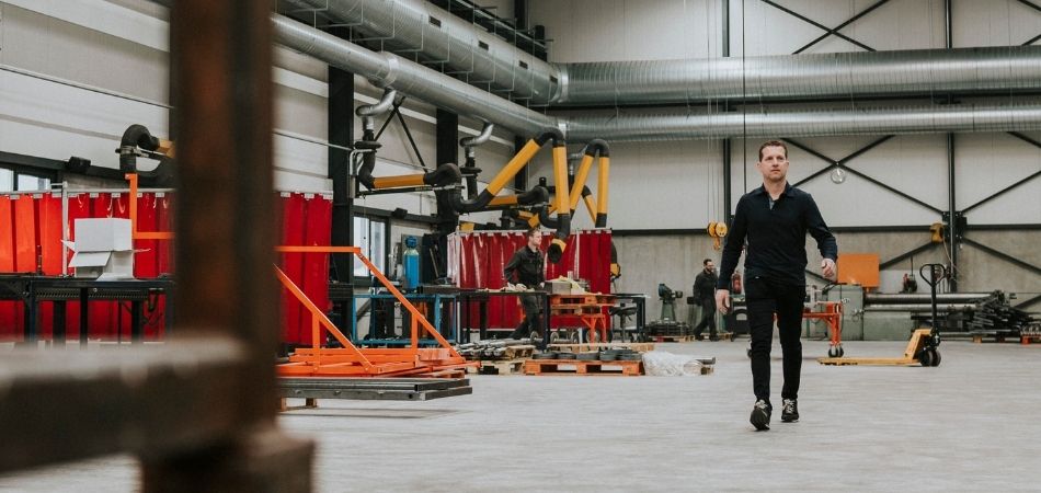 Jan van den Hout, eigenaar van Van den Hout metaal- en machinebouw B.V. bouwadvies Interpolis