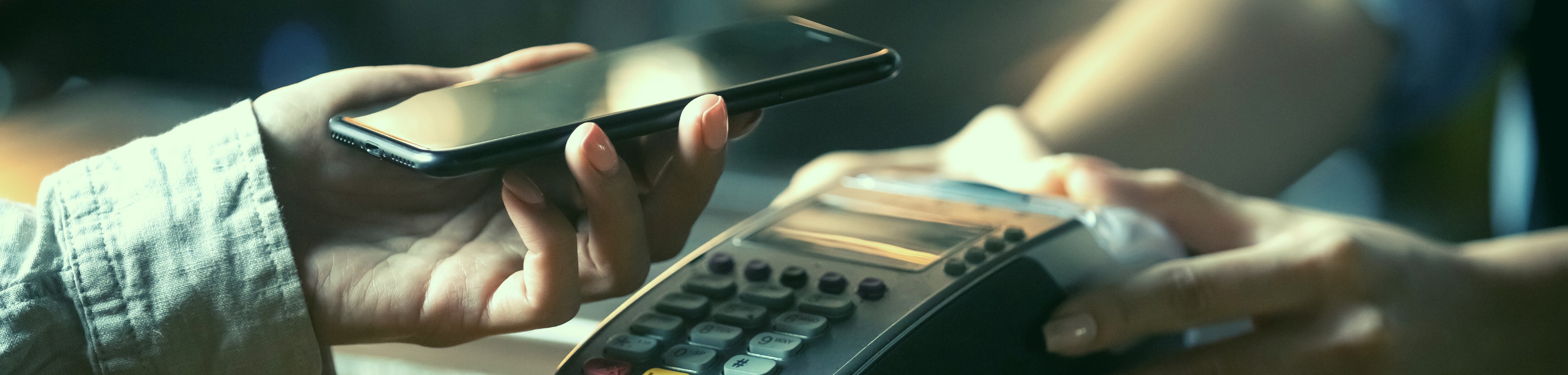 Pintransactie met smartphone