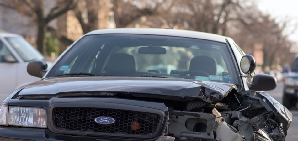 Een geparkeerde auto