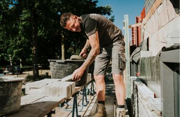 Metselaar aan het werk | Eigen bedrijf gestart? | Interpolis