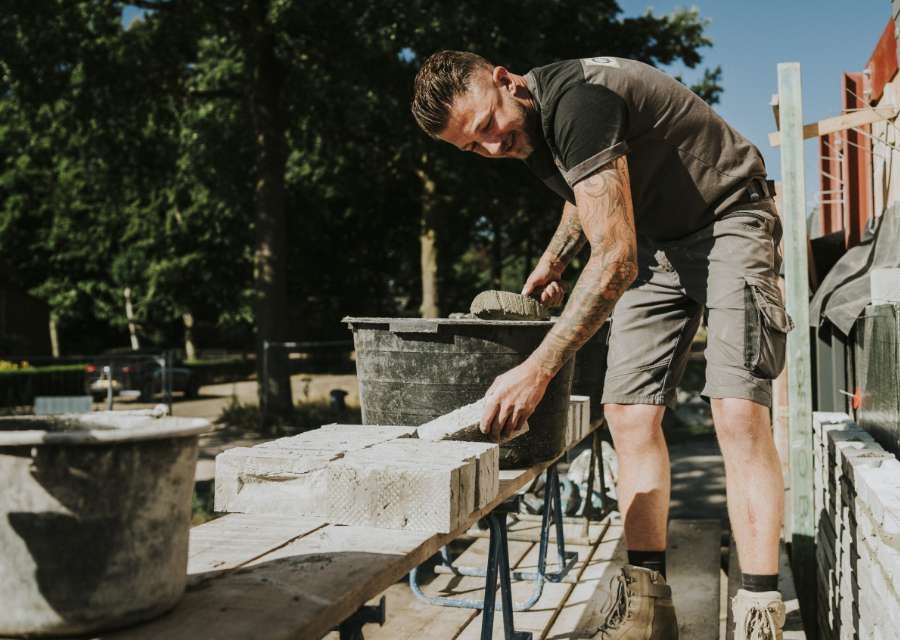 Metselaar aan het werk | Eigen bedrijf starten | Interpolis